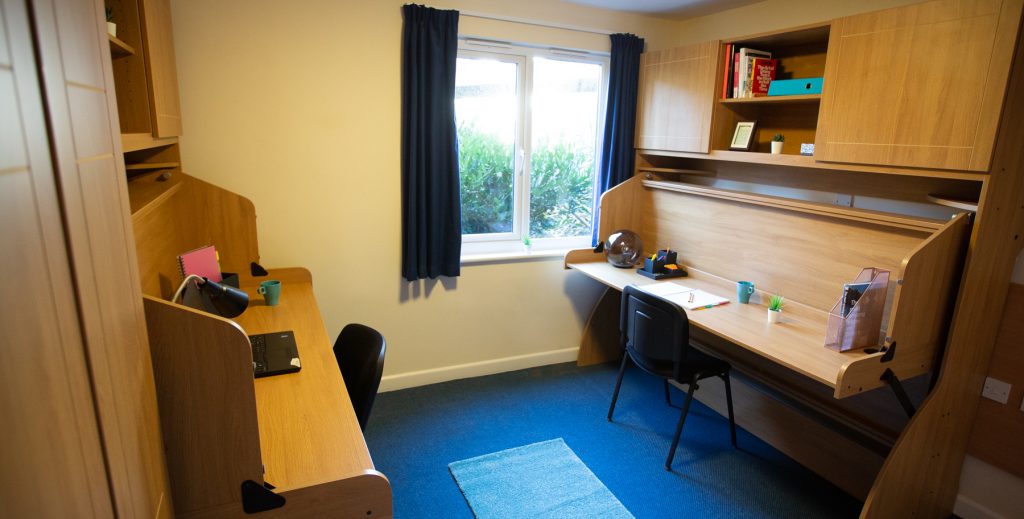 Glasney shared study bed room